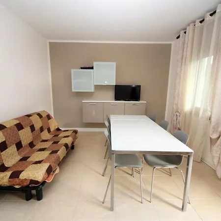 Apartmán Azalea *