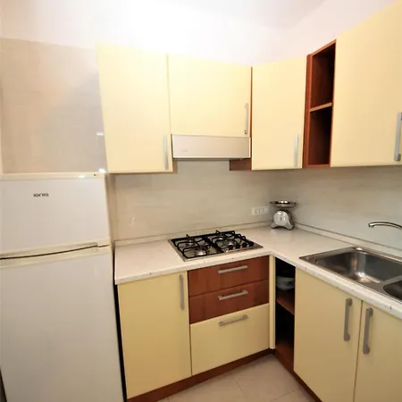 Azalea Apartment